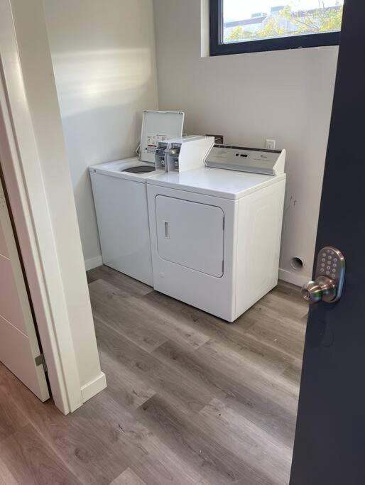 Studio With Large Balcony- San Diego Gateway المظهر الخارجي الصورة